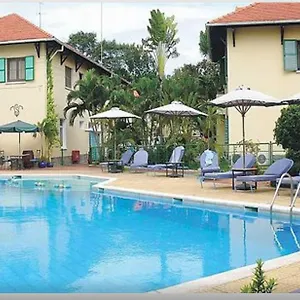 Aparthotel Saigon Village ****