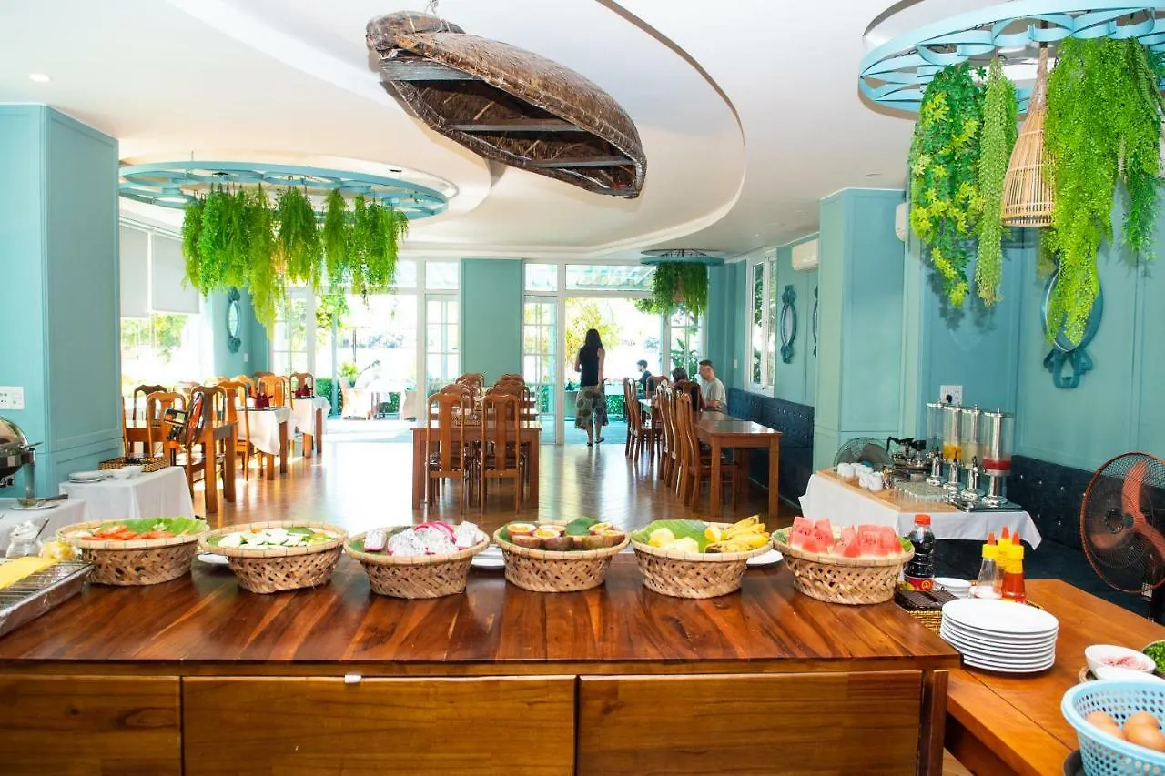 *** فندق Waterfront Hoi An Resort فيتنام