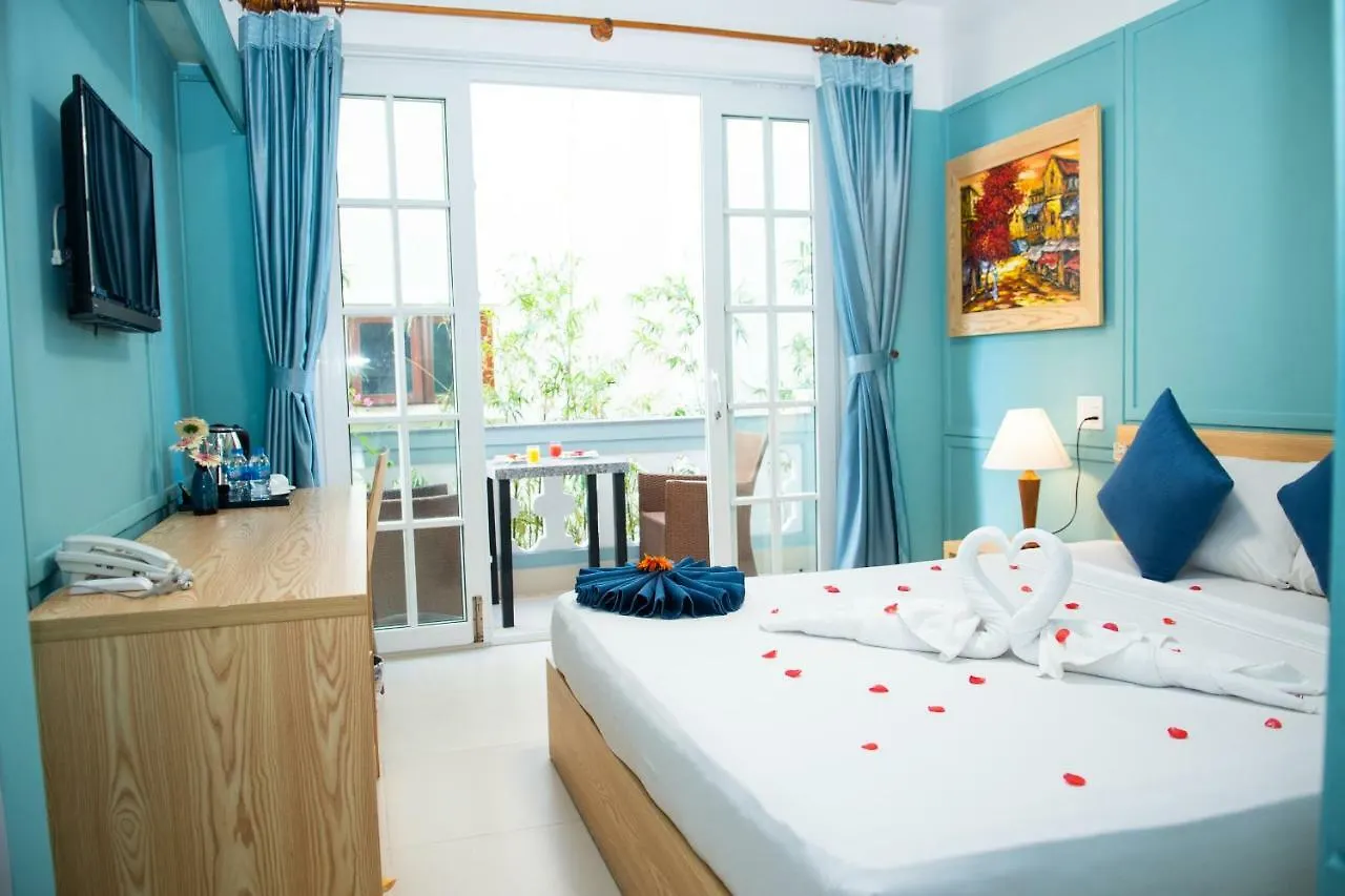 Waterfront Hoi An Resort فندق